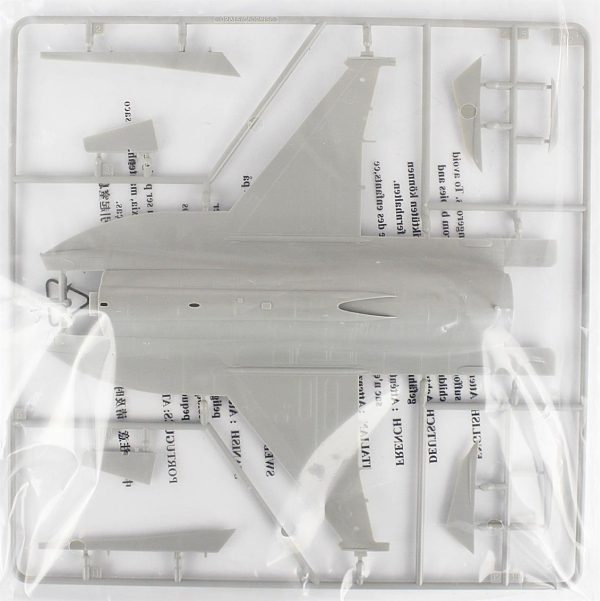 1/48 Chinese FC-1 Fierce Dragon Savaş Uçağı Maketi, Trumpeter 02815 - Görsel 2