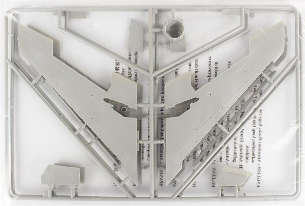 1/48 F-100C Super Sabre Savaş Uçağı Maketi, Trumpeter 02838 - Görsel 2
