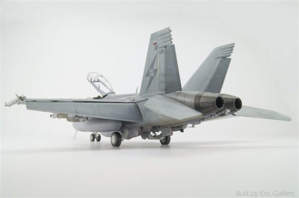 1/32 F/A-18F Süper Hornet Savaş Uçağı Maketi, Trumpeter 03205 - Görsel 4