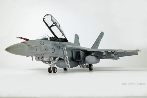 1/32 F/A-18F Süper Hornet Savaş Uçağı Maketi, Trumpeter 03205 - Görsel 3