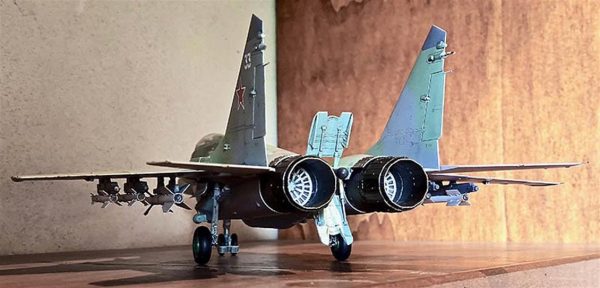 1/32 MIG-29C Fulcrum Savaş Uçağı Maketi, Trumpeter 03224 - Görsel 4