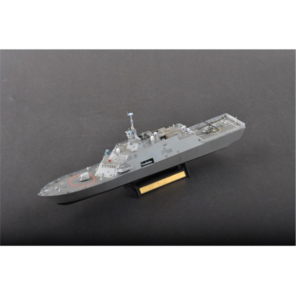 1/350 Fort Worth (LCS-3) Savaş GemisiMaketi, Trumpeter 04553 - Görsel 2