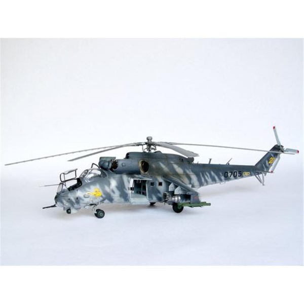 1/35 Mil Mi-24V Hind-E Helikopter Maketi, Trumpeter 05103 - Görsel 2