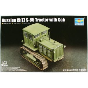 1/72 Rus ChTZ S-65 Paletli ve Sürücü Kabinli Traktör Maketi, Trumpeter 07111