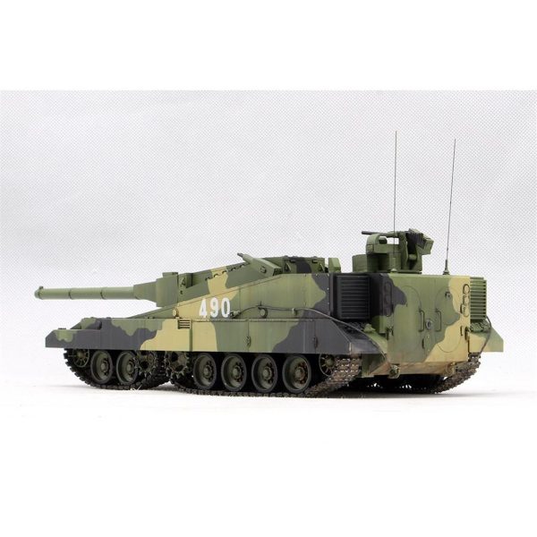 1/35 Object 490B Ana Muharebe Tank Maketi, Trumpeter 09598 - Görsel 3
