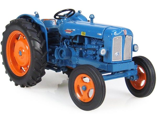 1/32 Fordson Power Major 1958 Traktör Diecast, Universal Hobbies UH2636 - Görsel 4