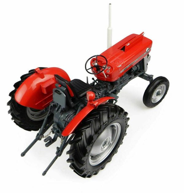 1/16 Massey Ferguson 135 Traktör Diecast, Universal Hobbies UH2698 - Görsel 2
