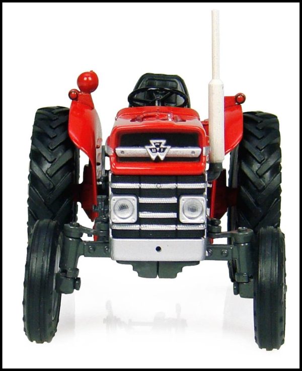 1/32 Massey Ferguson 135 Traktör Diecast, Universal Hobbies UH2785 - Görsel 5