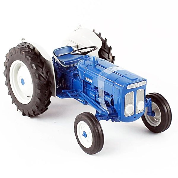 1/16 Fordson Super Dexta 1963 Traktör Diecast, Universal Hobbies UH2900