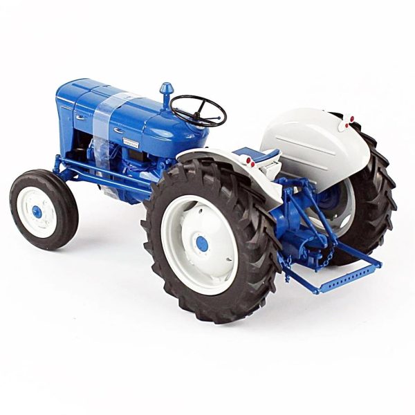 1/16 Fordson Super Dexta 1963 Traktör Diecast, Universal Hobbies UH2900 - Görsel 3