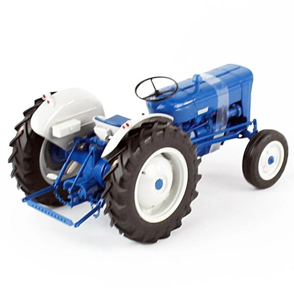 1/16 Fordson Super Dexta 1963 Traktör Diecast, Universal Hobbies UH2900 - Görsel 4