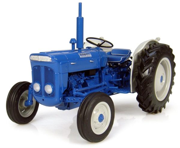 1/16 Fordson Super Dexta Diesel 2000-US Traktör Diecast, Universal Hobbies UH2902 - Görsel 2