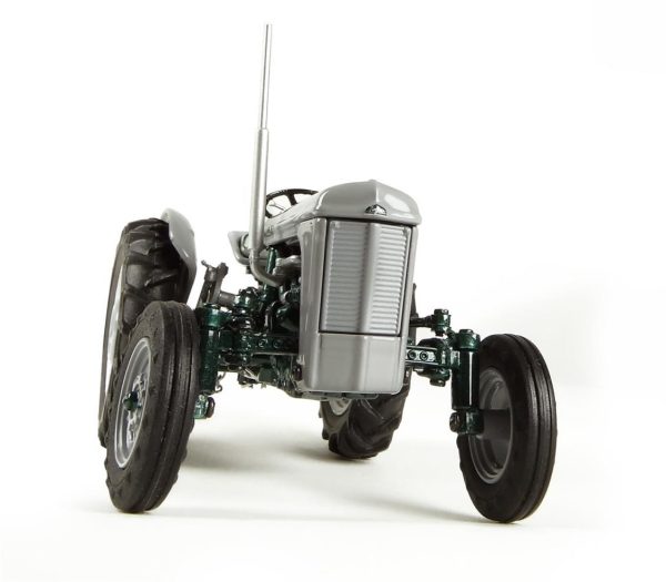 1/32 Ferguson TO 35 (Launch Edition) Traktör Diecast, Universal Hobbies UH4988 - Görsel 3