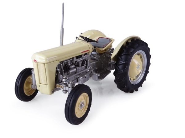 1/32 Ferguson TO 35 1957 Traktör Diecast, Universal Hobbies UH4991