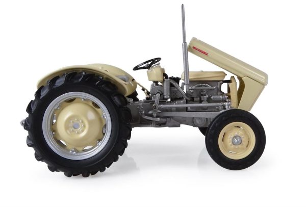 1/32 Ferguson TO 35 1957 Traktör Diecast, Universal Hobbies UH4991 - Görsel 4