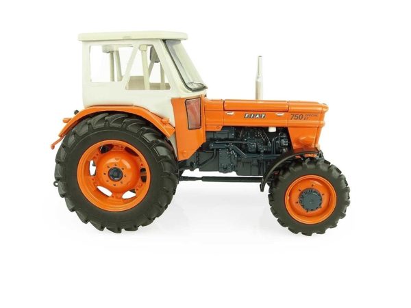 1/32 Fiat 750 special DT 4WD Kabinli Traktör Diecast, Universal Hobbies UH5296 - Görsel 2