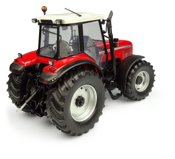 1/32 Massey Ferguson 8220 Xtra Traktör Diecast, Universal Hobbies UH5331 - Görsel 3