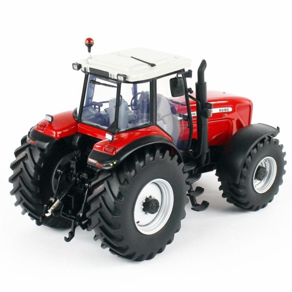 1/32 Massey Ferguson 8280 X-tra Traktör Diecast, Universal Hobbies UH5352 - Görsel 4