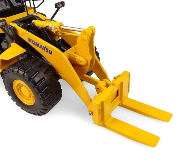 1/50 Komatsu WA600-8 Tekerlekli Loder Diecast, Universal Hobbies UH8153 - Görsel 5