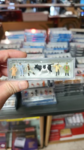 1/87 Pazardaki Sığır ve Alıcıları Figürleri 6 Adet, Preiser 14039 photo review