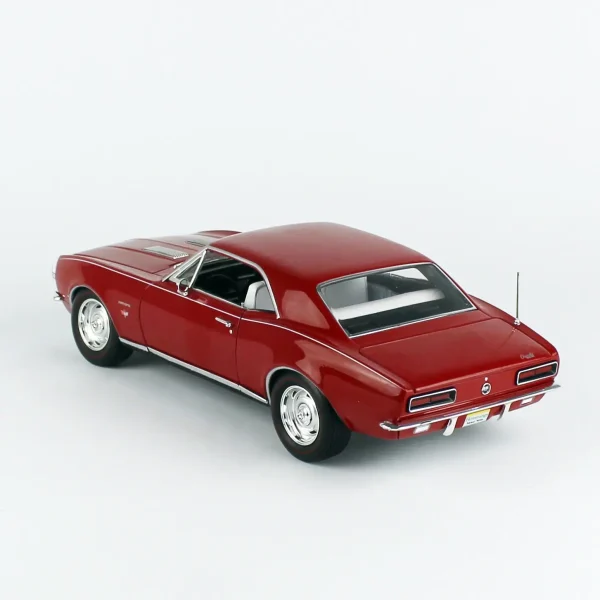 1/18 1967 Chevrolet Camaro SS/RS (Hemmings) Bolero Red Diecast Araba Modeli, AutoWorld AMM1288 - Görsel 2
