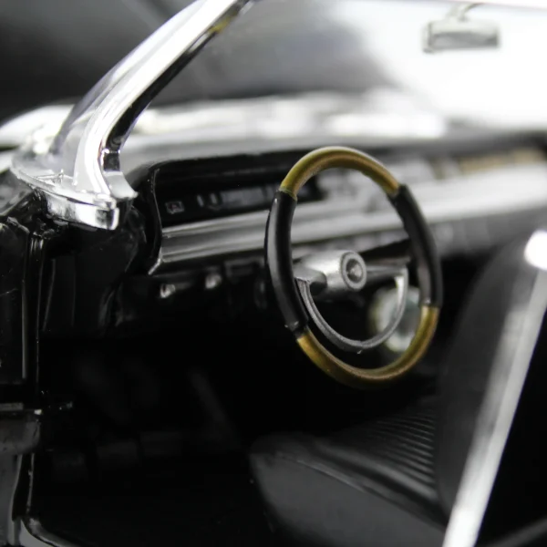 1/18 1962 Pontiac Grand Prix Hardtop (Fireball Roberts Edition) Starlight Black Diecast Araba Modeli, AutoWorld AMM1291 - Görsel 4