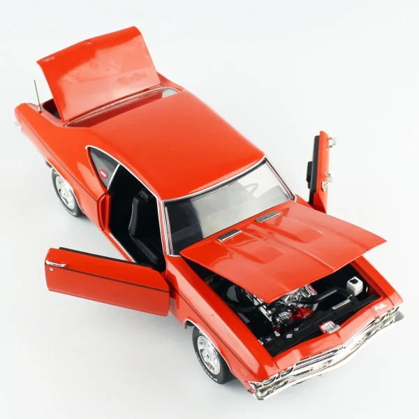 1/18 1969 Chevrolet Chevelle COPO (MCACN) Diecast Araba Modeli, AutoWorld AMM1307 - Görsel 3