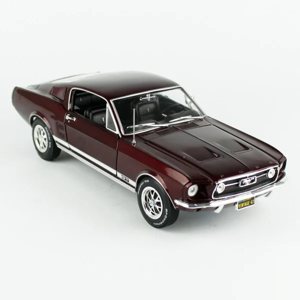 1/18 1967 Ford Mustang GT 2+2 Burgundy Diecast Araba Modeli