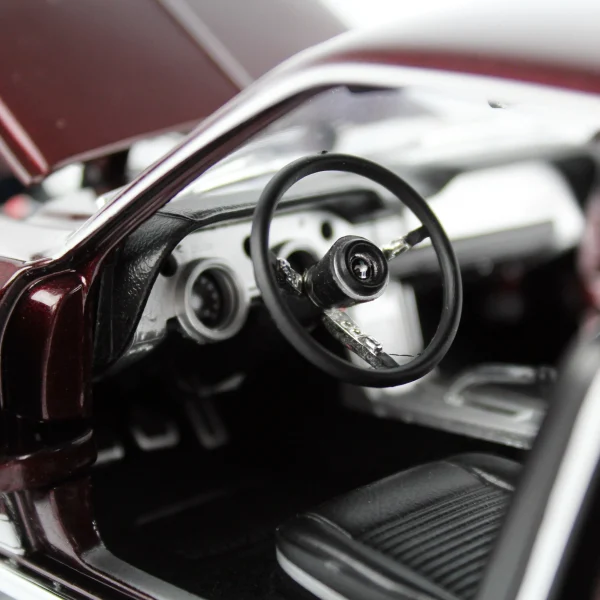 1/18 1967 Ford Mustang GT 2+2 Burgundy Diecast Araba Modeli, AutoWorld AMM1309 - Görsel 4