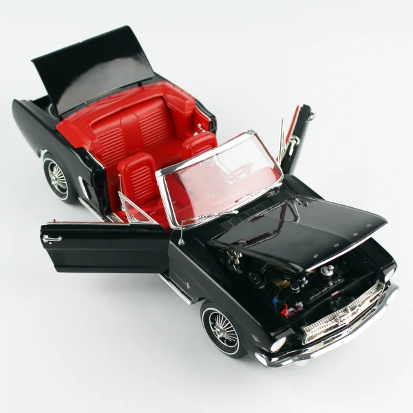 1/18 1964.5 Ford Mustang Convertible Raven Black Diecast Araba Modeli, AutoWorld AMM1312 - Görsel 3