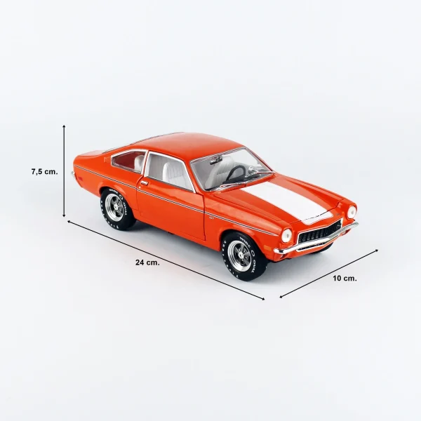 1/18 1973 Chevrolet Vega GT (Class of 1973) Bright Orange Diecast Araba Modeli, AutoWorld AMM1319 - Görsel 5