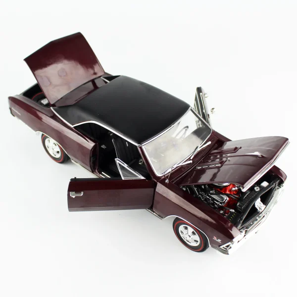 1/18 1966 Chevrolet Chevelle SS396 Diecast Araba Modeli, AutoWorld AMM1343 - Görsel 3