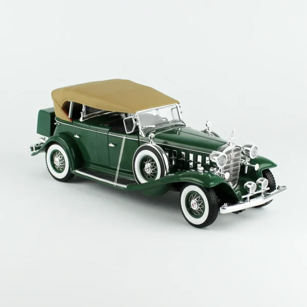 1/18 1932 Cadillac V16 Phaeton
