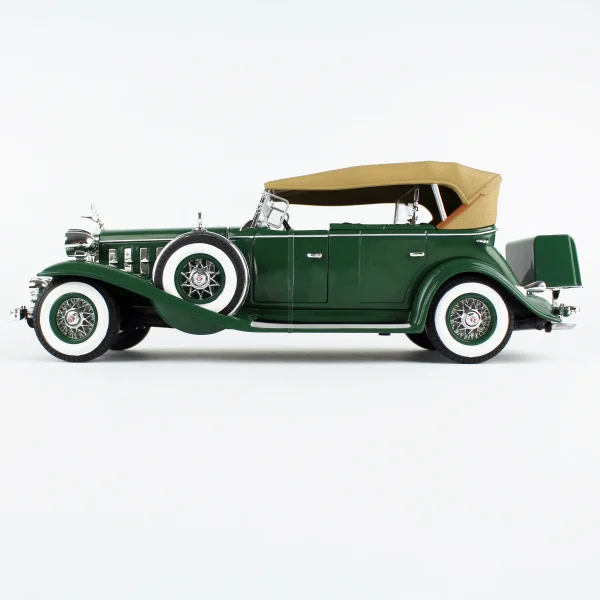 1/18 1932 Cadillac V16 Phaeton Dark Green Diecast Araba Modeli, AutoWorld AW314 - Görsel 4