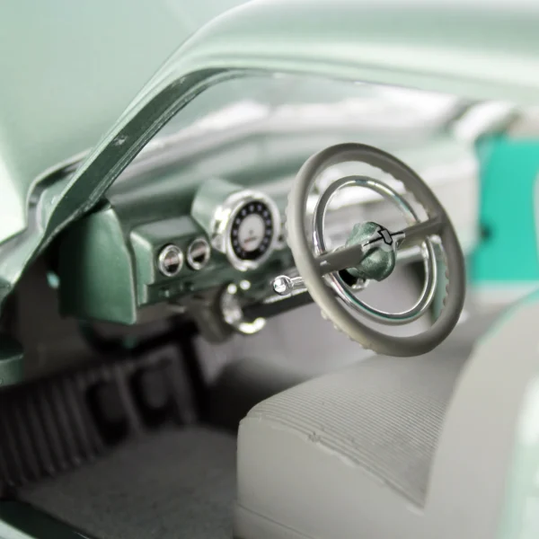 1/18 1949 Mercury Eight Coupe Berwick Green Diecast Araba Modeli, AutoWorld AW318 - Görsel 4