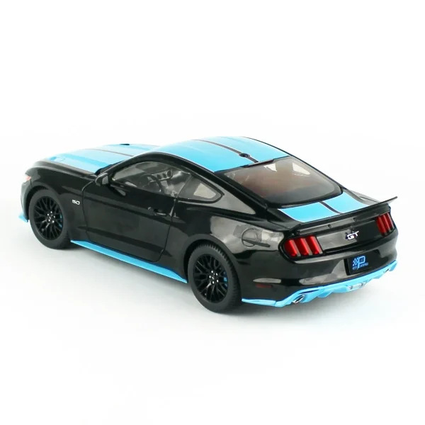 1/18 2015 Ford Mustang Petty's Garage Diecast Araba Modeli, AutoWorld AW321 - Görsel 2