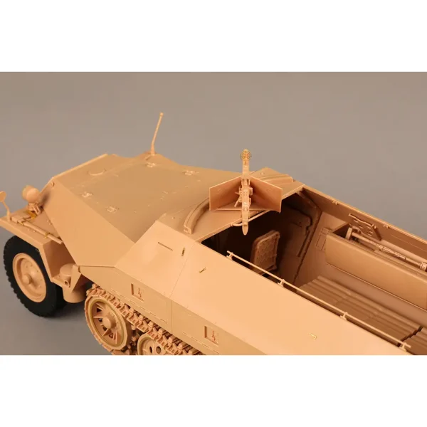 1/16 Sd.Kfz. 251D APC maketi, Trumpeter 00942 - Görsel 3