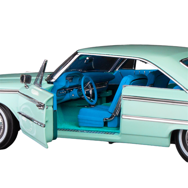 1/18 1963 Ford Galaxie 500/XL Hardtop Diecast Modeli, Sunstar 1469 - Görsel 5