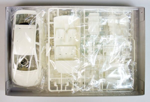 1/24 Toyota Prius Touring Selection Araba Maketi, Fujimi ID-151 - Görsel 2