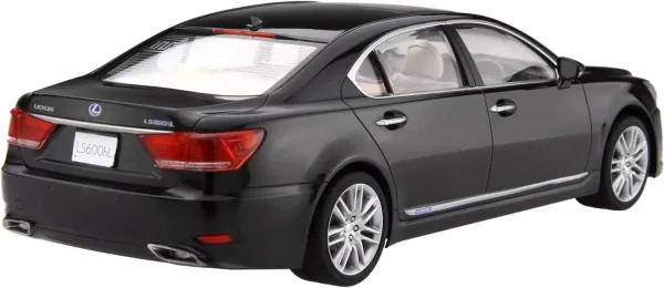 1/24 2013 Lexus IS600HL Araba Maketi, Fujimi ID-97 - Görsel 3
