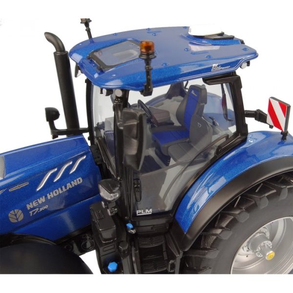 1/32 New Holland T7.300 Blue Power Diecast modeli, Universal Hobbies UH6491 - Görsel 6
