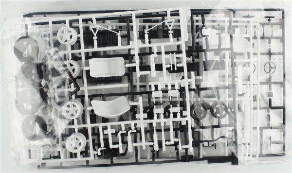 1/24 Lancia Stratos HF (Stradale) ve İtalyan Kız Figürü maketi, Hasegawa 20543 - Görsel 4
