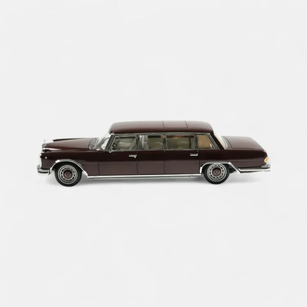 NZG 1071/15, 1/18 Mercedes 600 Pullman Şarap Kırmızısı Diecast Araba - Görsel 3
