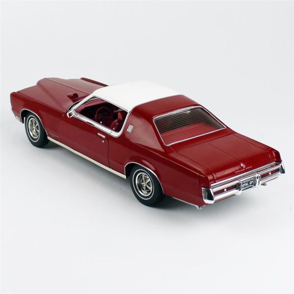 AutoWorld AMM1273, 1/18 1969 Pontiac Grant Prix Roy Bobcat Diecast Araba - Görsel 3
