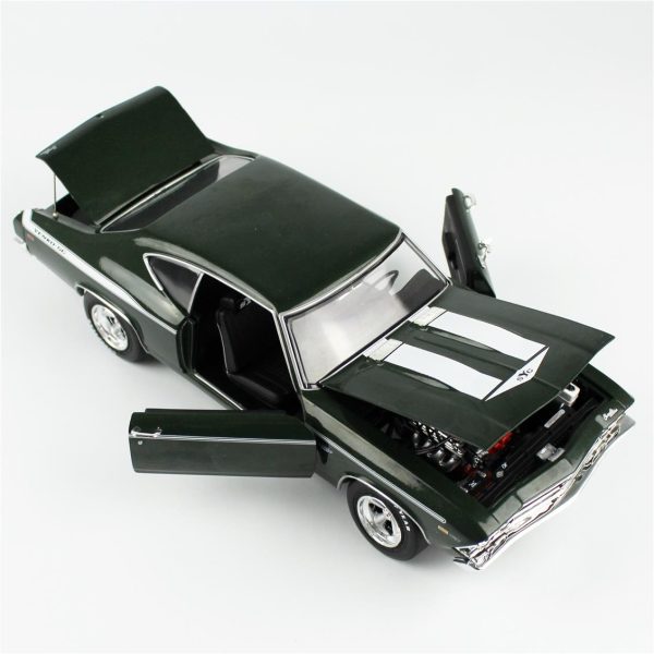 AutoWorld AMM1283, 1/18 1969 Yenko Performance Chevy Chevelle Diecast Araba - Görsel 4
