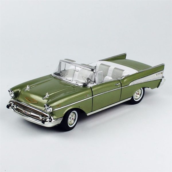 1/18 1957 Chevrolet Bel Air Convertible Diecast Araba