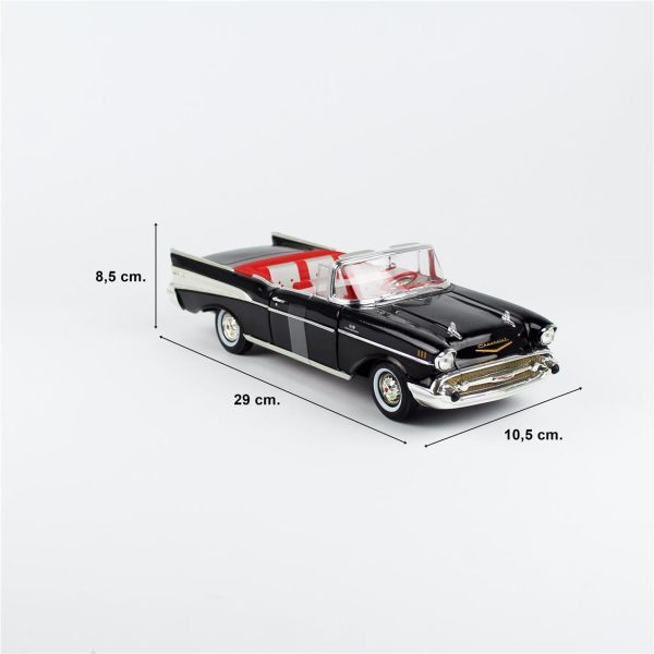 AutoWorld AWSS134, 1/18 1957 Chevrolet Bel Air Convertible (James Bond 007 Dr.No) Diecast Araba - Görsel 5