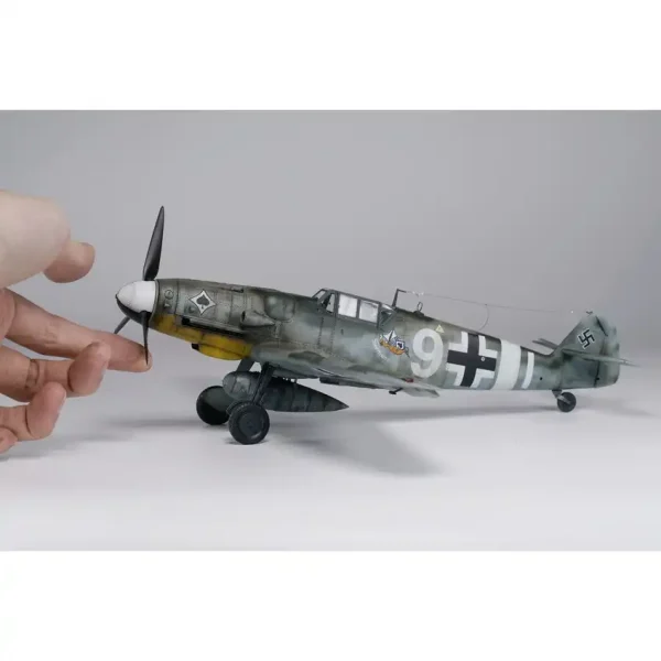 Border BF-001, 1/35 Messerschmitt Bf 109G-6 Plastik Maketi - Görsel 2