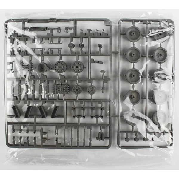 Border BT-027, 1/35 T-34/85 Tankı Metal Namlu ve 5 Resin Figürlü Plastik Maketi - Görsel 4