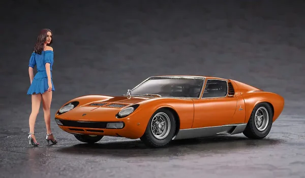 Hasegawa 20423, 1/24 Lamborghini Miura P400 SV ve İtalyan Kız Figürü Plastik Maketi - Görsel 2